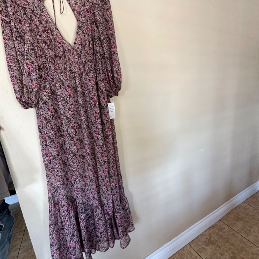 Dress - Picture 4 of 4